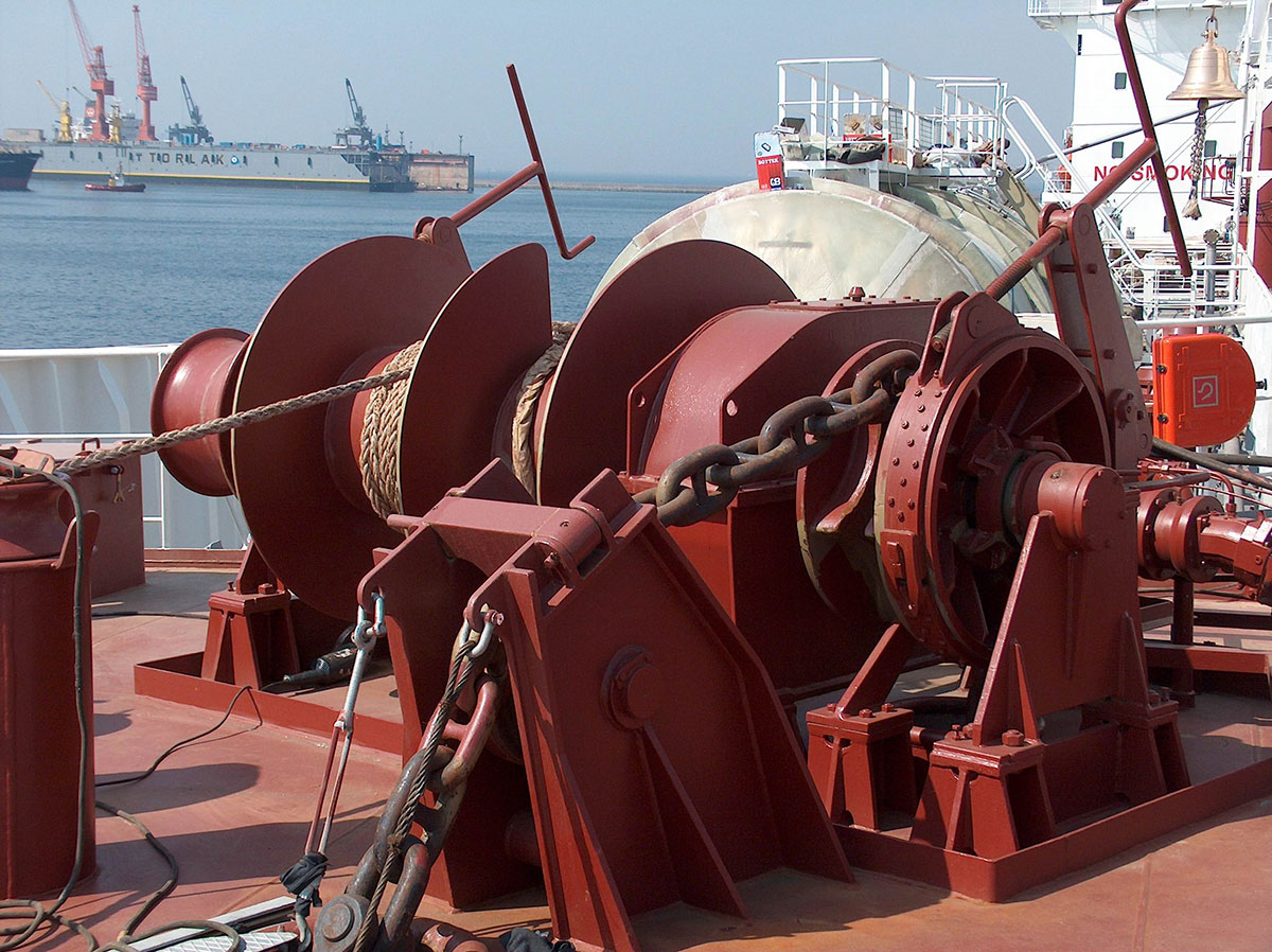 Supply Deck Machineries